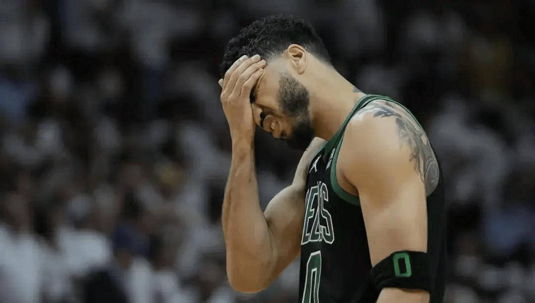 塔图姆连续三场比赛得分超过连败,篮网挑战极限!的简单介绍 塔图姆连续三场比赛得分超过连败,篮网挑战极限!的简单介绍